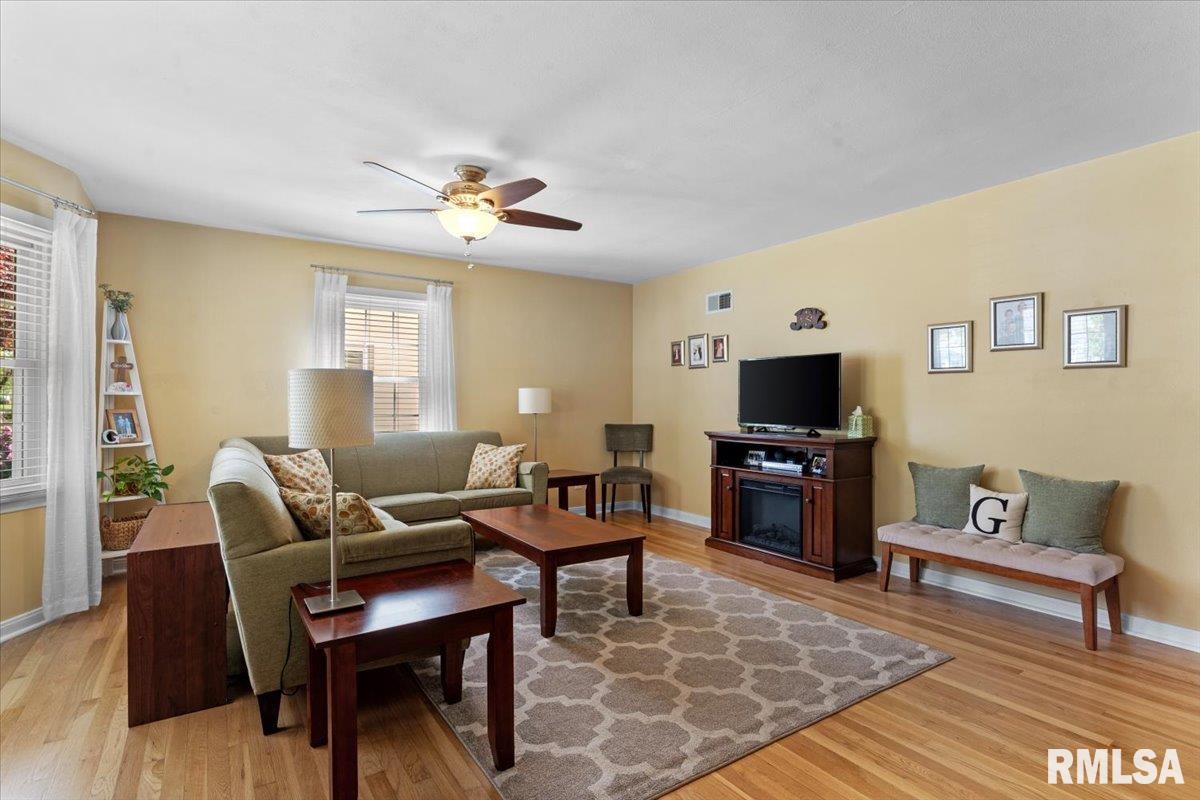 2323 South State Street Springfield, IL 62704 - Photo 4 of 33