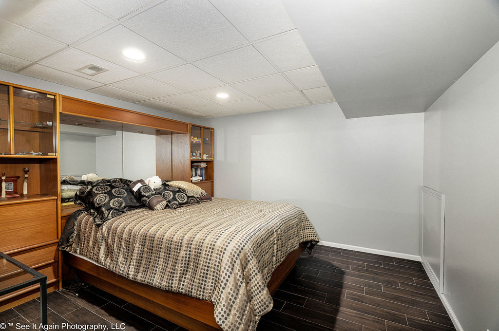 1705 Seward Street Roselle, IL 60172 - Photo 19 of 25