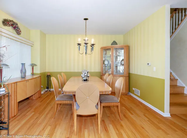 $550,000 | 1705 Seward Street, Roselle, IL 60172