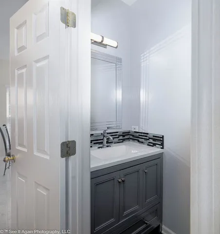 $550,000 | 1705 Seward Street, Roselle, IL 60172