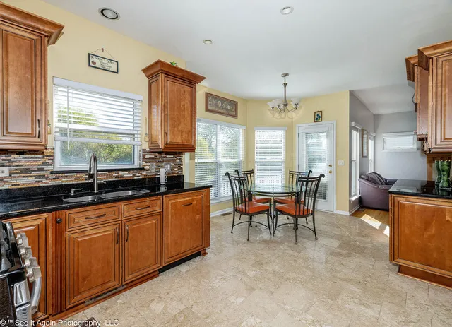 $550,000 | 1705 Seward Street, Roselle, IL 60172