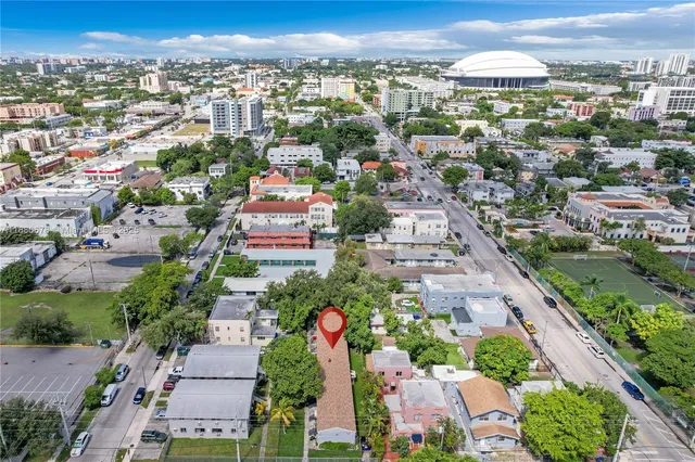 $1,500 | 110 Northwest 9th Avenue, Unit 3, Miami, FL 33128