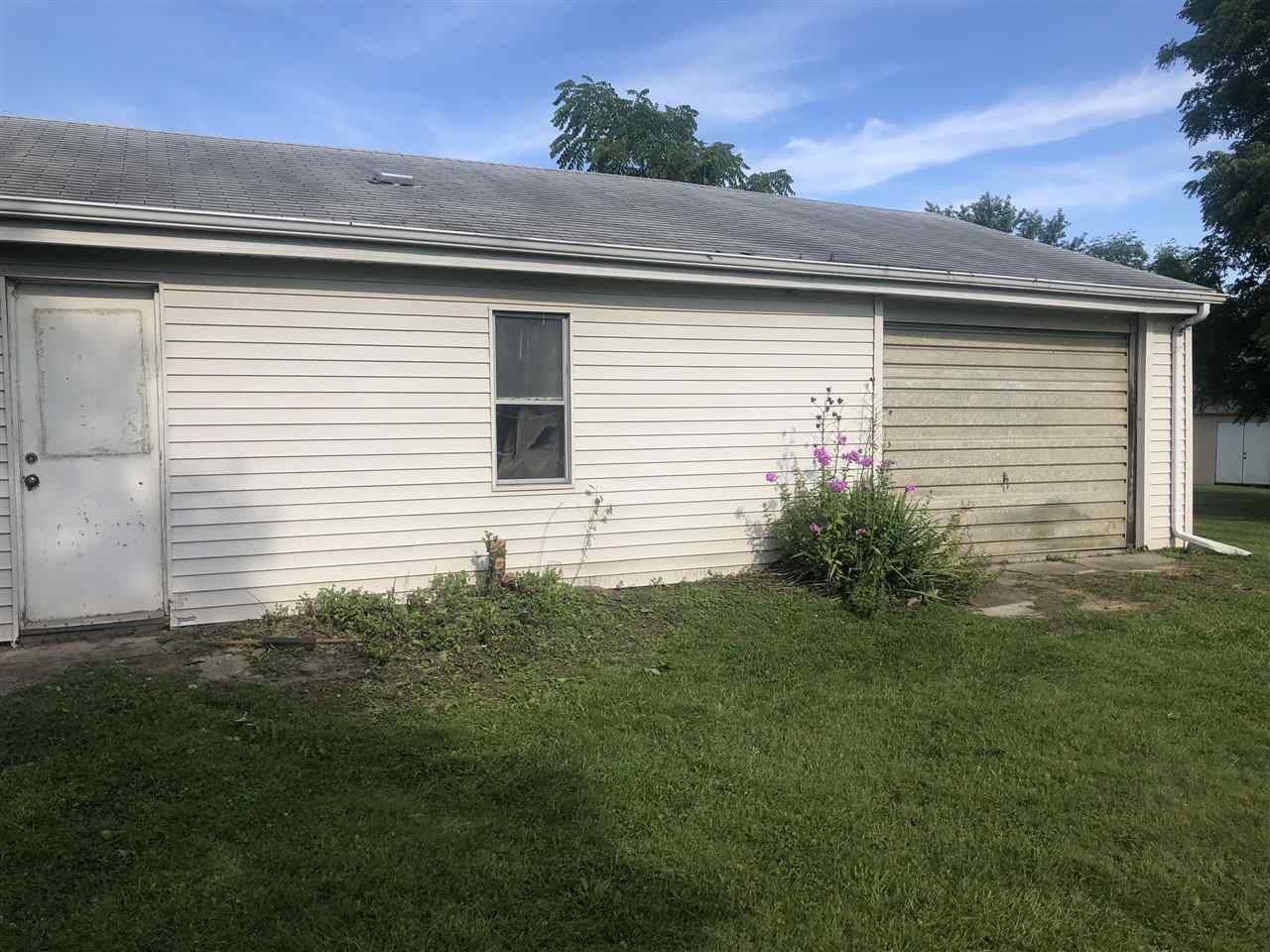2492 Utley Road Flint, MI 48532 - Photo 17 of 18 50048818-17.JPG