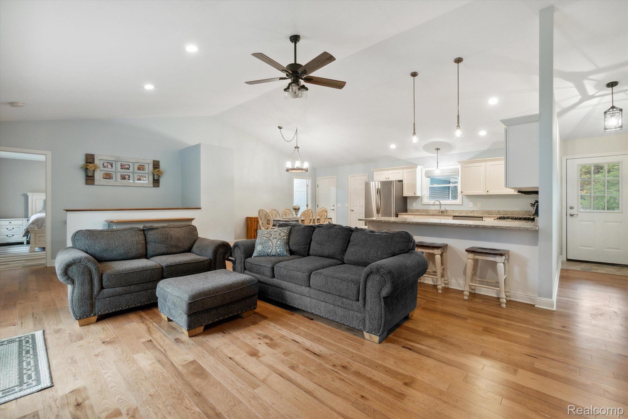 15133 South Duffield Road Byron, MI 48418 - Photo 9 of 48 Gallery Image 9