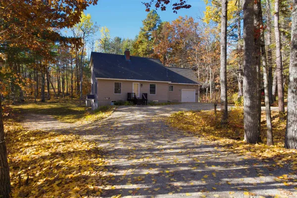 $415,000 | 7 Patriots Way, Ossipee, NH 03814