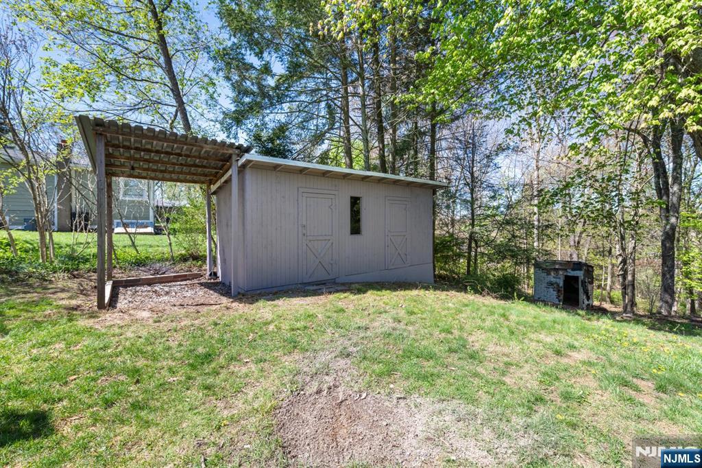 12 Maryann Road Oak Ridge, NJ 07438 - Photo 22 of 29