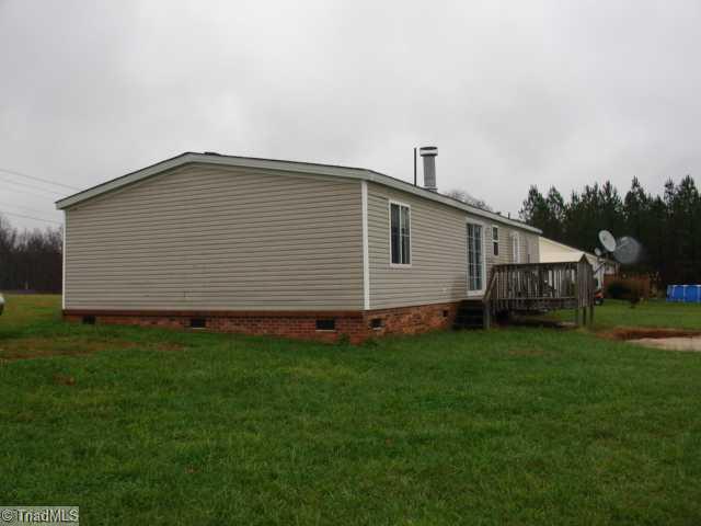 1079 Fritts Road Lexington, NC 27295 - Photo 2 of 7 Patio/Deck.