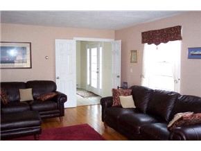 392 Great Bay Road Greenland, NH 03840 - Photo 3 of 9 Gallery Image 3