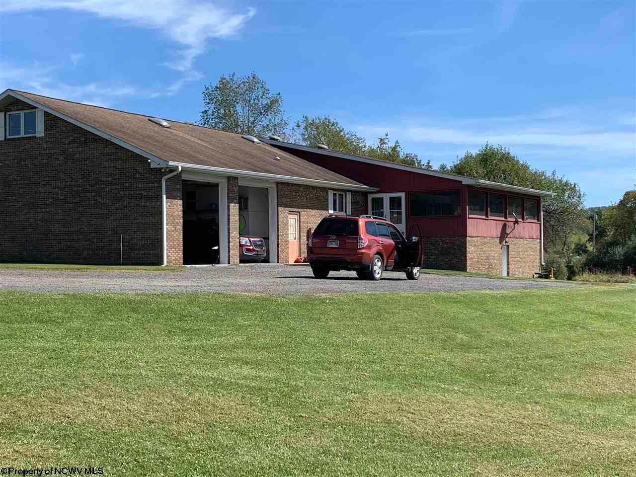 380 Pineview Road Masontown, WV 26542 - Photo 2 of 23 Gallery Image 2