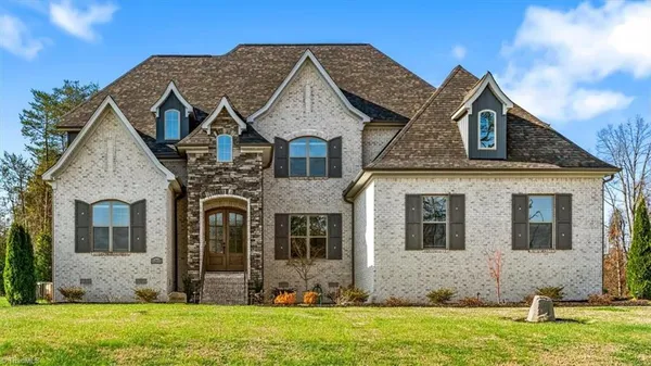 $1,089,900 | 6203 Maggie Dixon Place, Greensboro, NC 27455