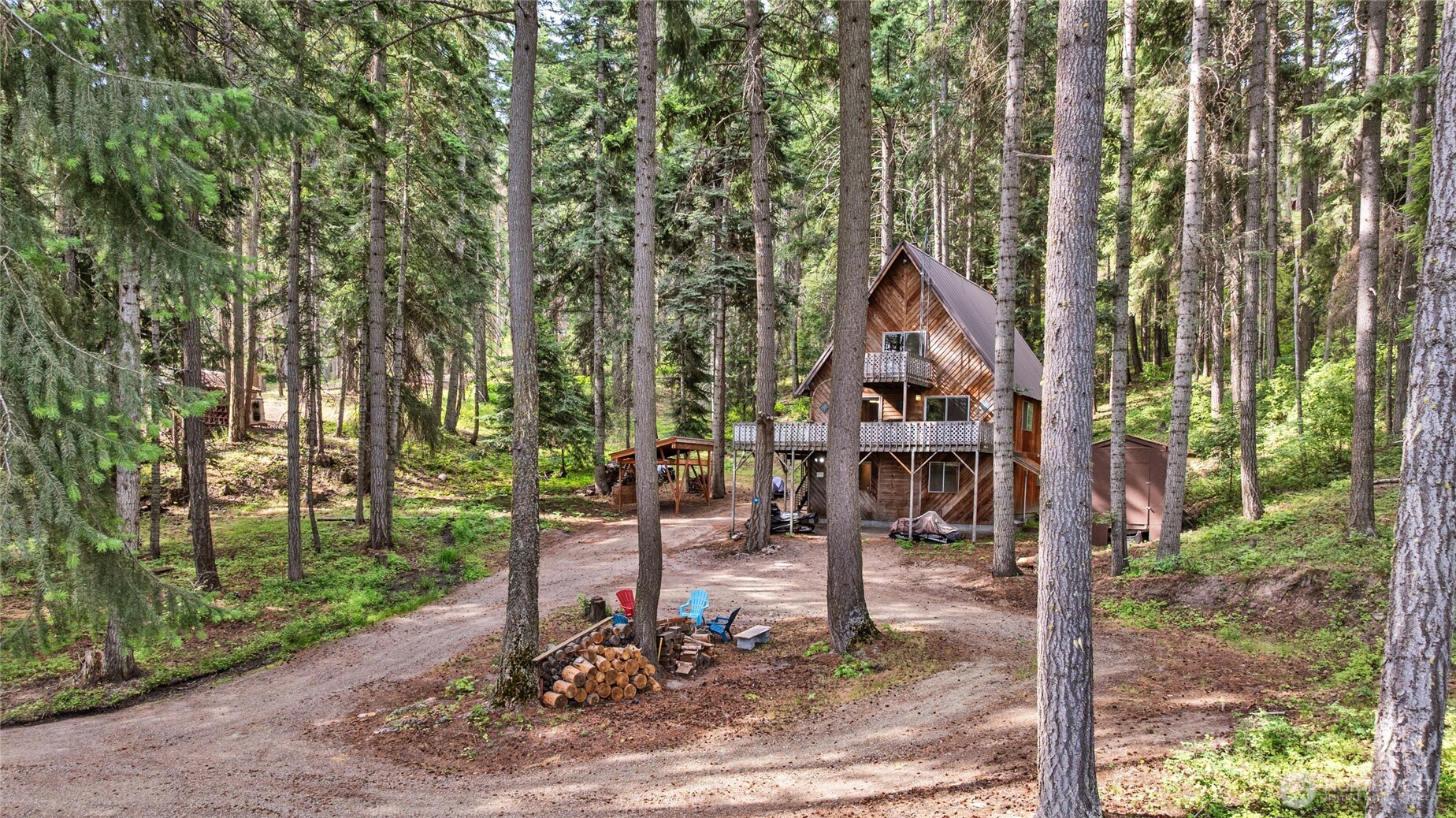 211 Indian Hill Road Cle Elum, WA 98922 - Photo 33 of 36 a front view of a house with a yard