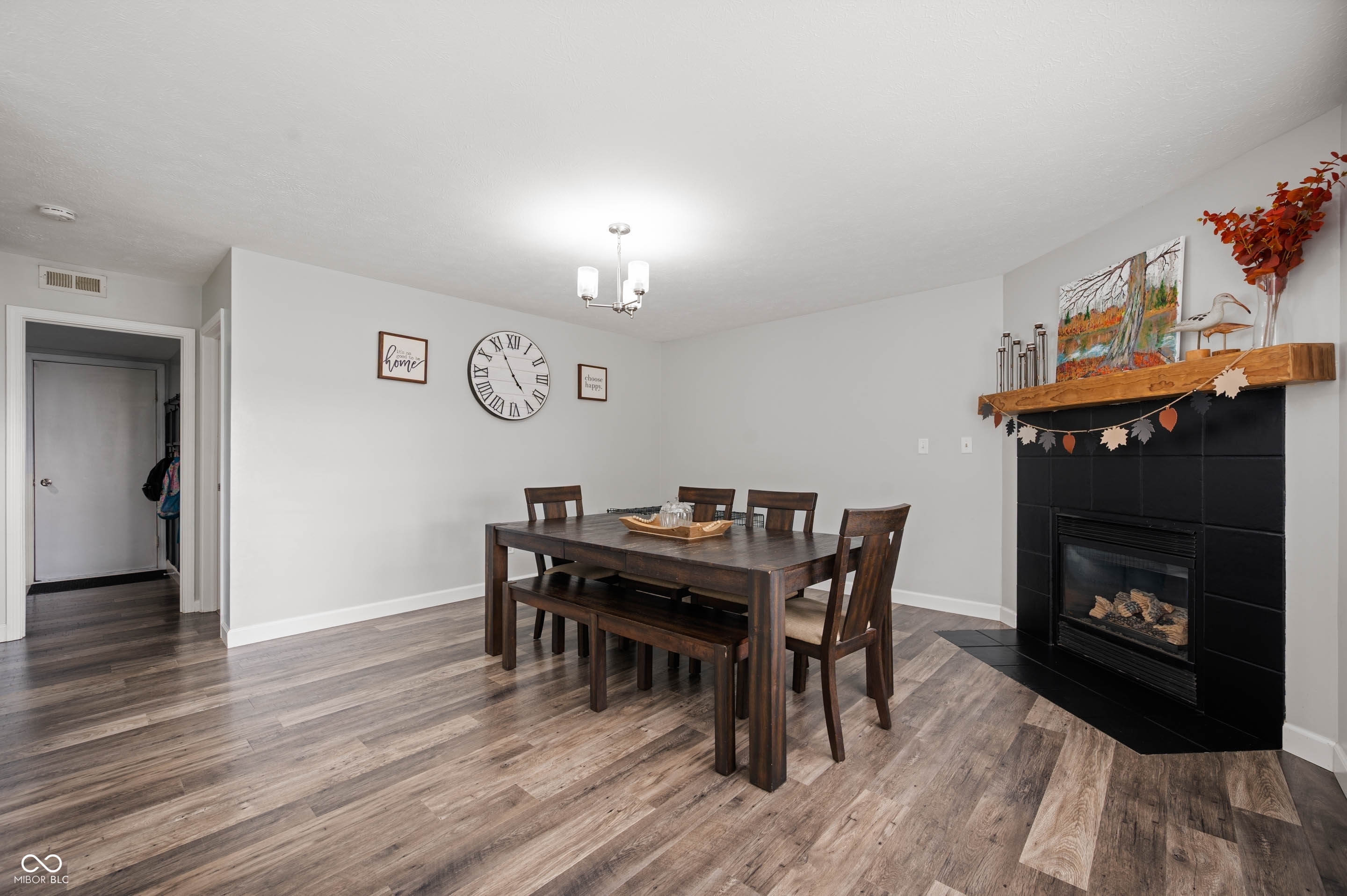 1015 Pebble Court Anderson, IN 46013 - Photo 13 of 33