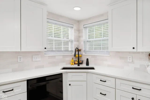 $310,000 | 1015 Pebble Court, Anderson, IN 46013