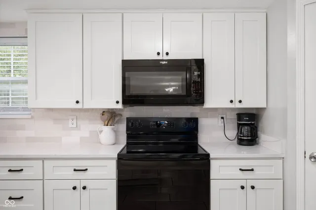 $310,000 | 1015 Pebble Court, Anderson, IN 46013