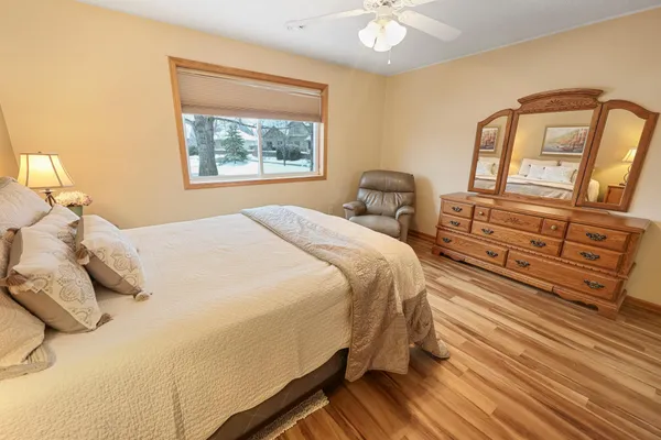 $299,900 | 828 Aspen Circle, Waite Park, MN 56387