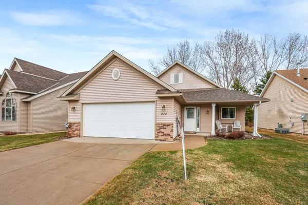 $299,900 | 828 Aspen Circle, Waite Park, MN 56387