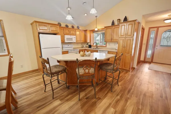 $299,900 | 828 Aspen Circle, Waite Park, MN 56387