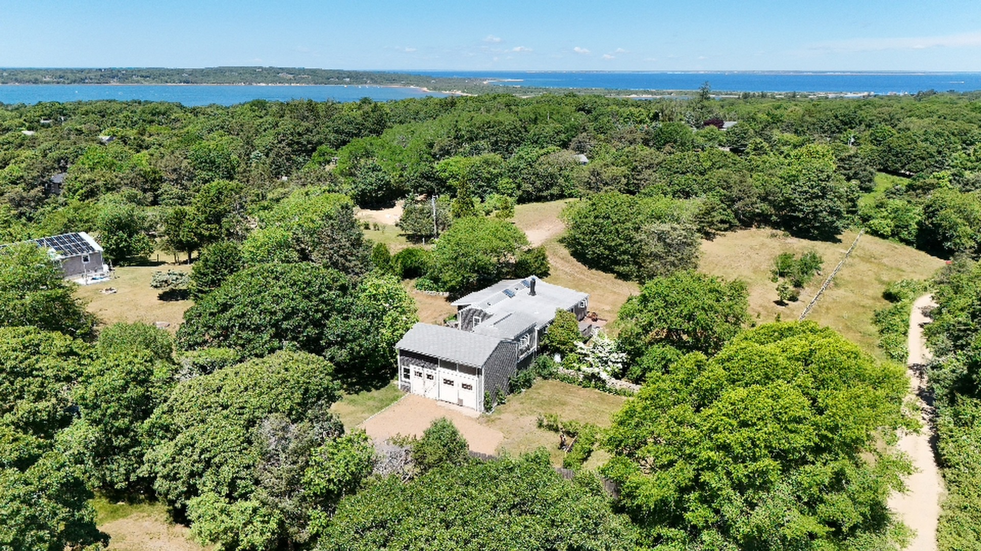 8 Rumpus Ridge Road Chilmark, MA 02535 - Photo 23 of 27