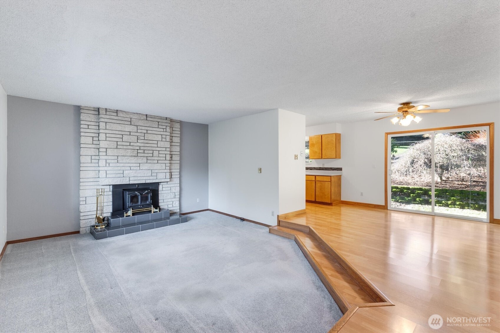 113 Randa Road Kelso, WA 98626 - Photo 3 of 36