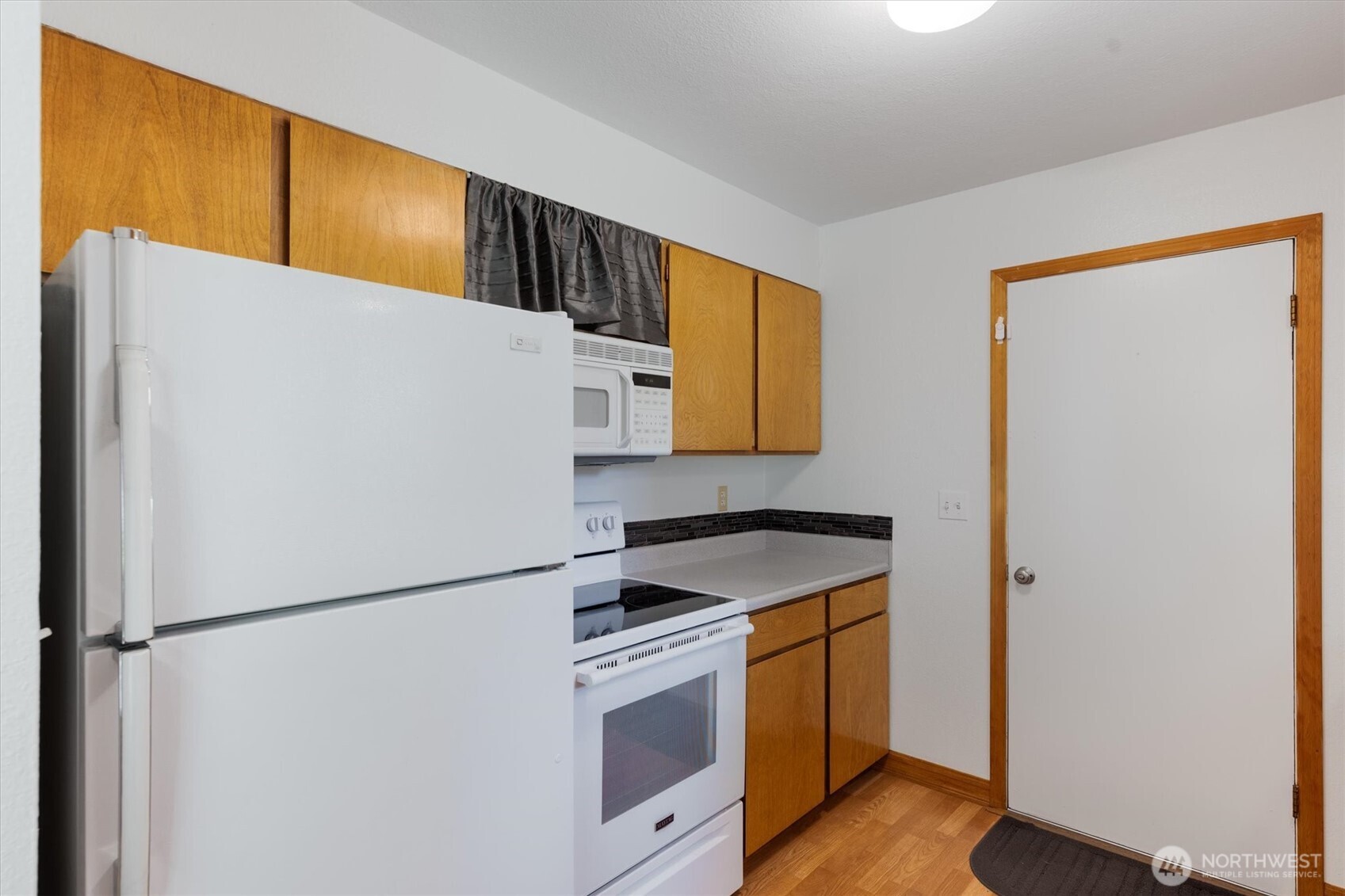 113 Randa Road Kelso, WA 98626 - Photo 6 of 36