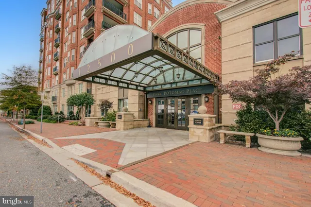 a view of a house with sitting area and roof