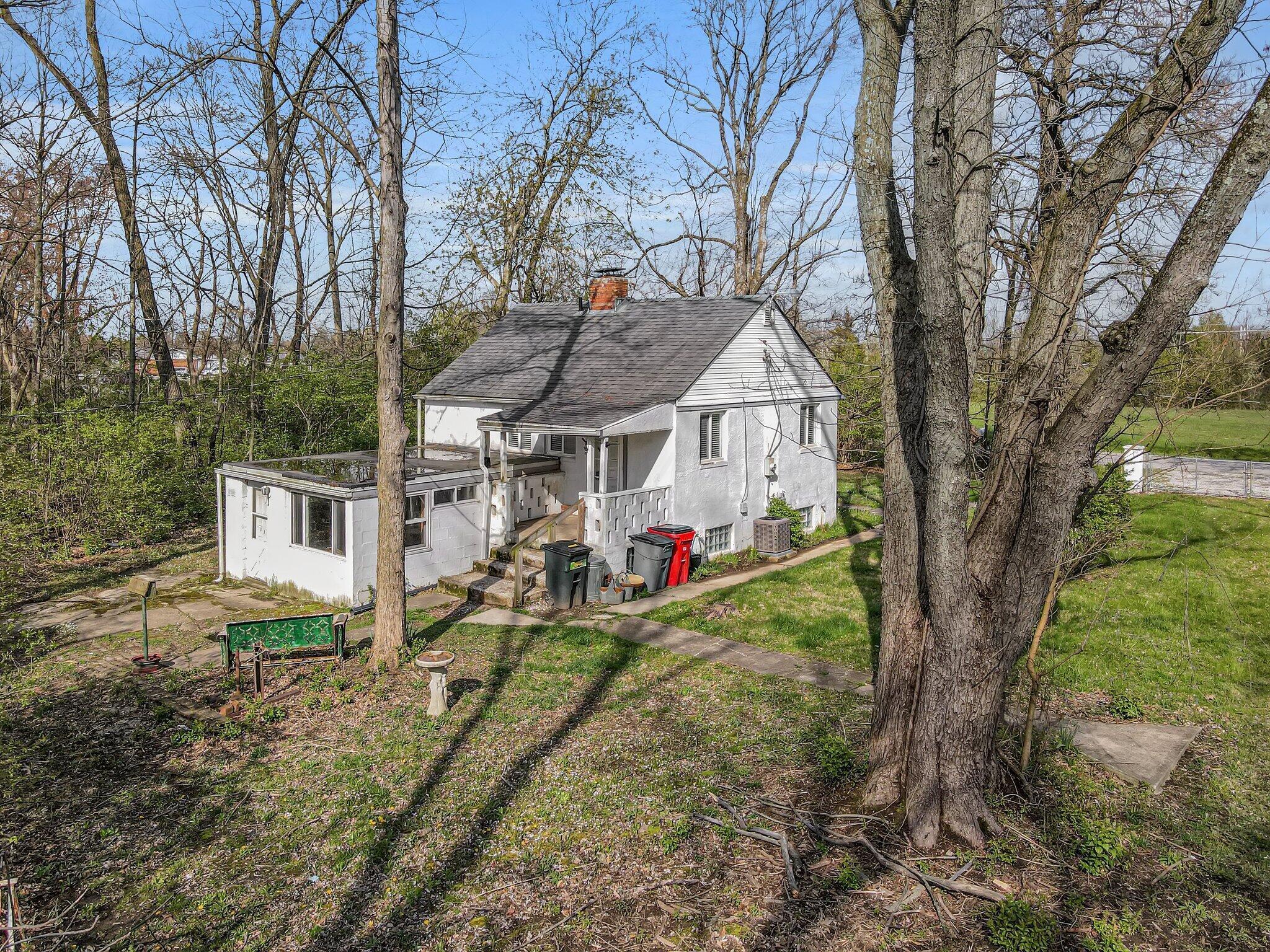 2521 Mc Comb Road Grove City, OH 43123 - Photo 9 of 24 2521 McComb Rd