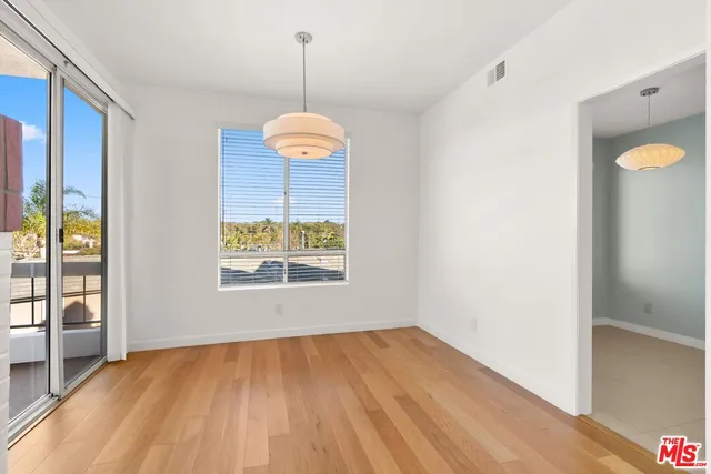 $4,750 | 4643 East 4th Street, Long Beach, CA 90814