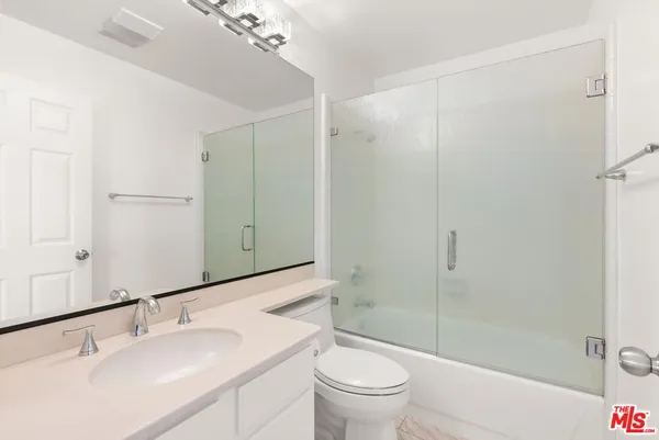 $4,499 | 4643 East 4th Street, Unit 22, Long Beach, CA 90814