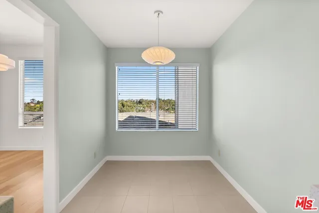 $4,750 | 4643 East 4th Street, Long Beach, CA 90814