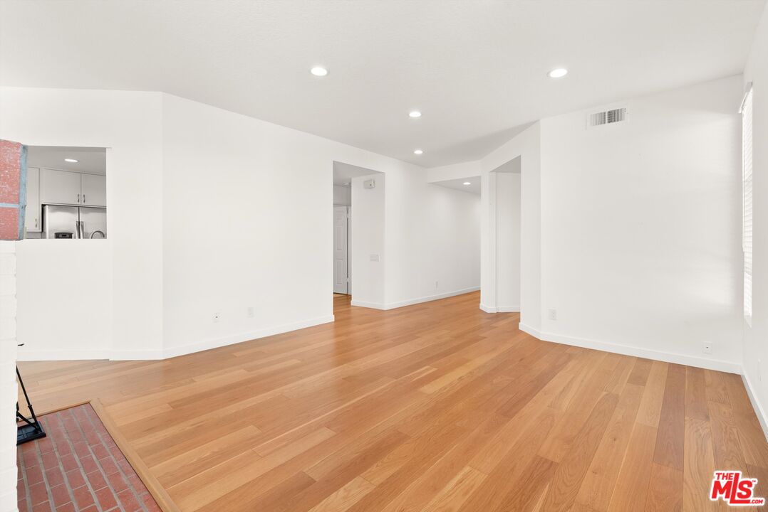 4643 East 4th Street, Unit 22 Long Beach, CA 90814 - Photo 27 of 45