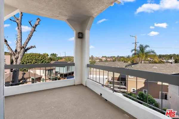 $4,499 | 4643 East 4th Street, Unit 22, Long Beach, CA 90814