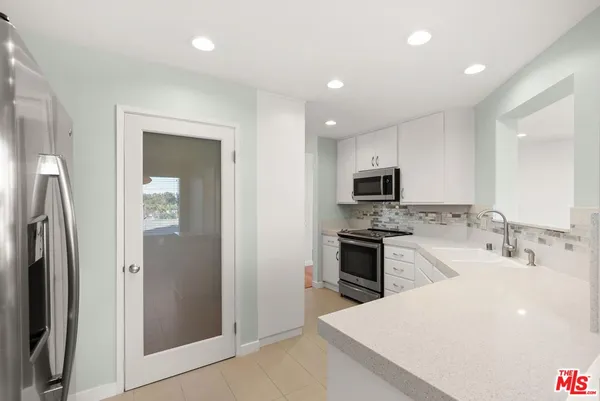 $4,499 | 4643 East 4th Street, Unit 22, Long Beach, CA 90814