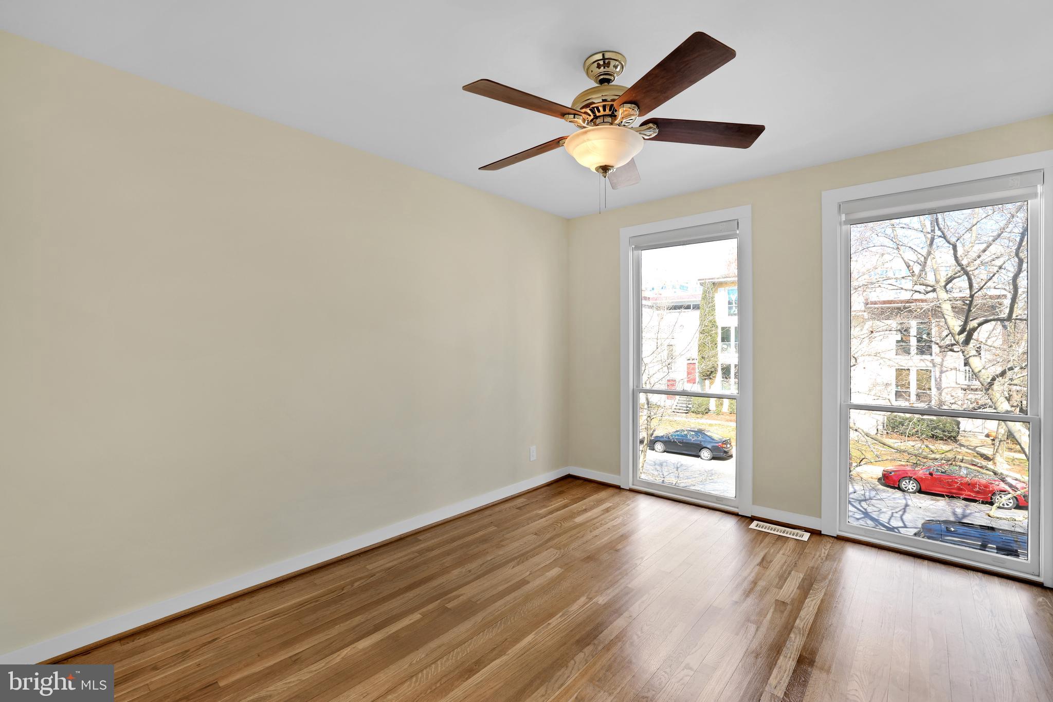 224 G Street Southwest, Unit 110 Washington, DC 20024 - Photo 20 of 25