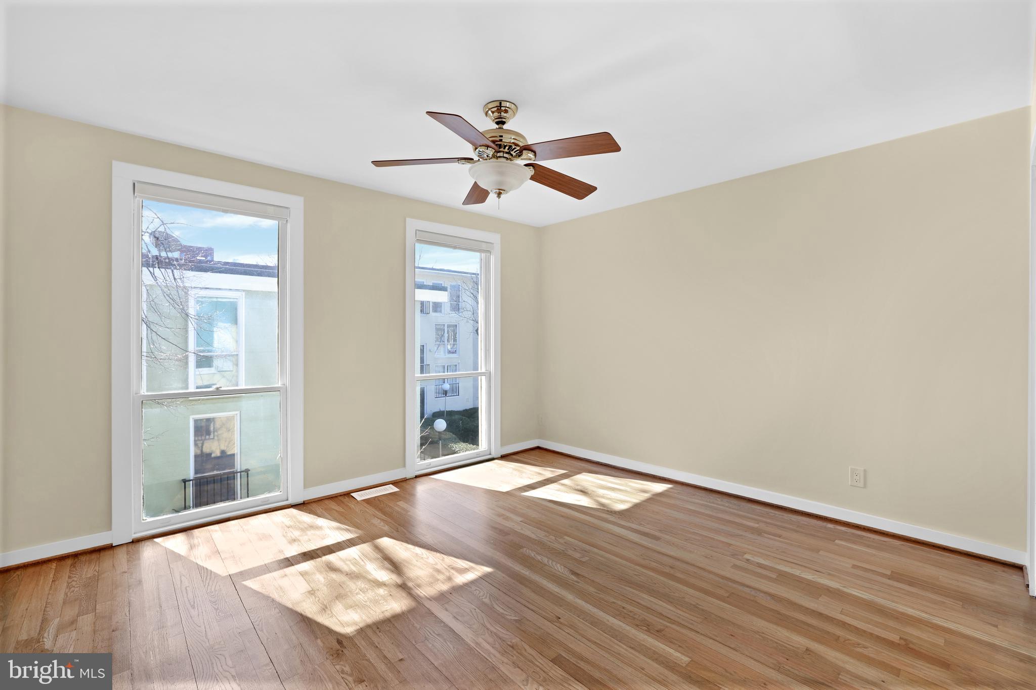 224 G Street Southwest, Unit 110 Washington, DC 20024 - Photo 24 of 25