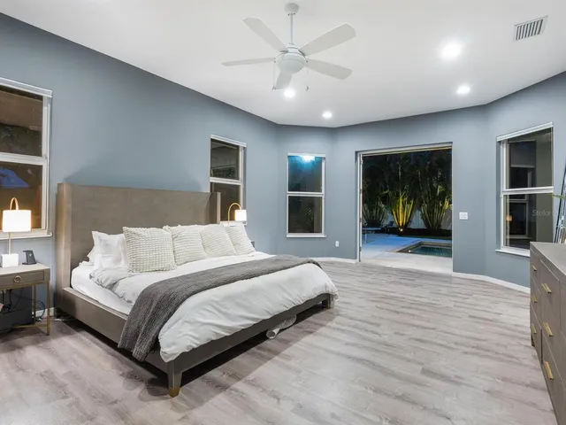 a car parked in front of a building