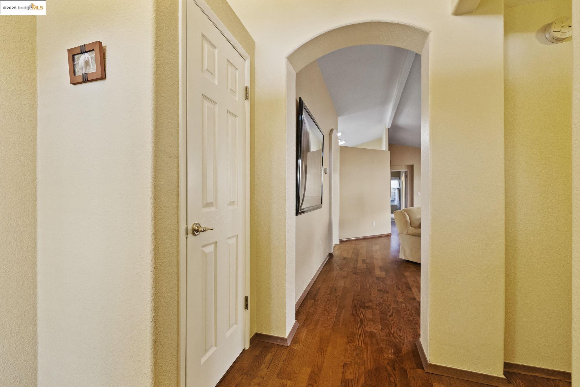 12700 Red Maple Circle, Unit 42 Sonora, CA 95370 - Photo 6 of 42 a view of a hallway with wooden floor
