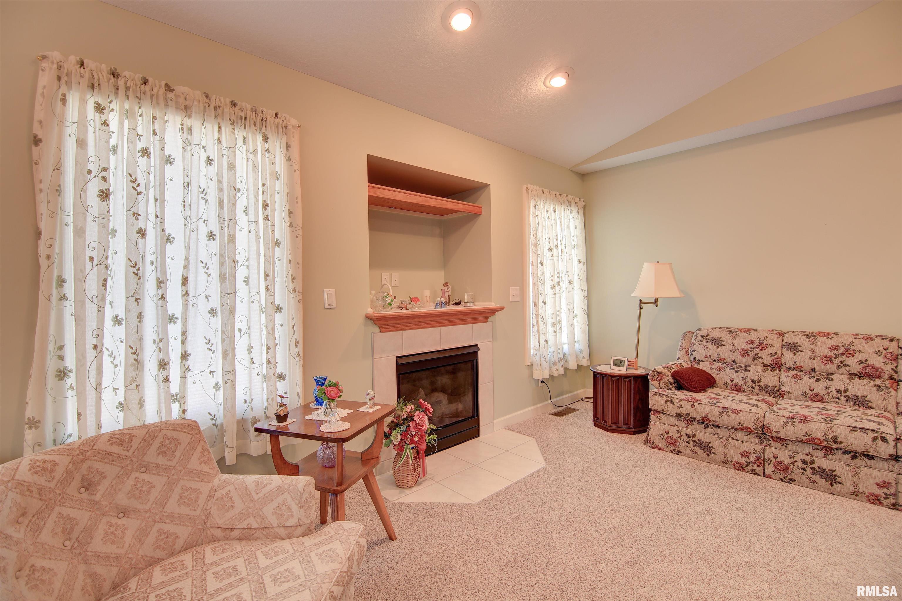 440 Mill Ridge Road Clinton, IA 52732 - Photo 5 of 36 Gallery Image 5