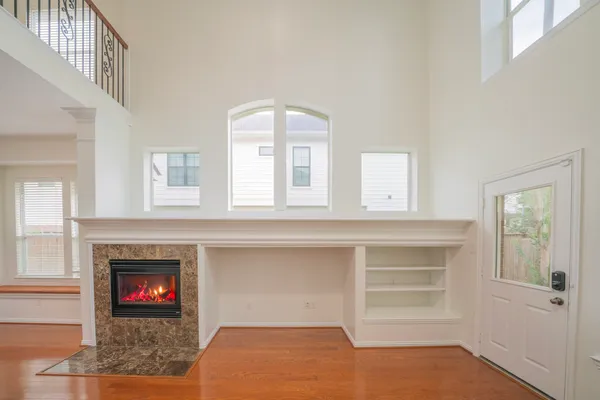 $5,200 | 1415 Sue Barnett Drive, Houston, TX 77018