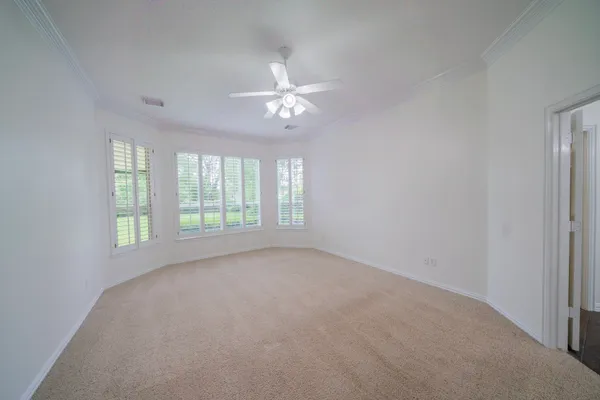$5,200 | 1415 Sue Barnett Drive, Houston, TX 77018