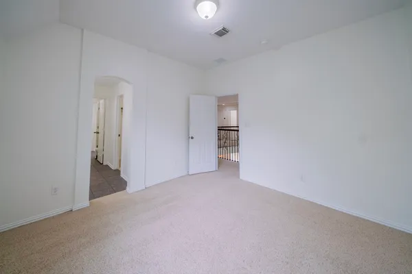 $5,200 | 1415 Sue Barnett Drive, Houston, TX 77018