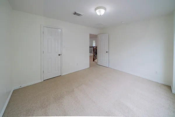 $5,200 | 1415 Sue Barnett Drive, Houston, TX 77018