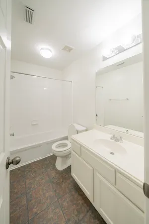 $5,200 | 1415 Sue Barnett Drive, Houston, TX 77018