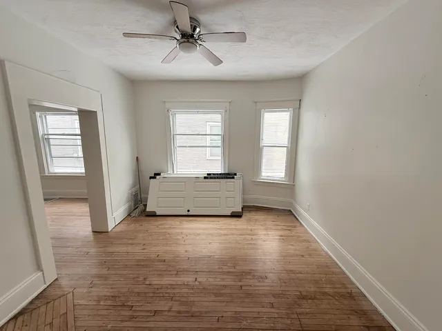 $159,900 | 3206 West Mc Kinley Boulevard, Milwaukee, WI 53208