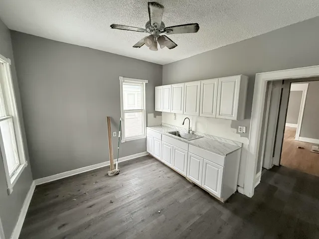 $159,900 | 3206 West Mc Kinley Boulevard, Milwaukee, WI 53208