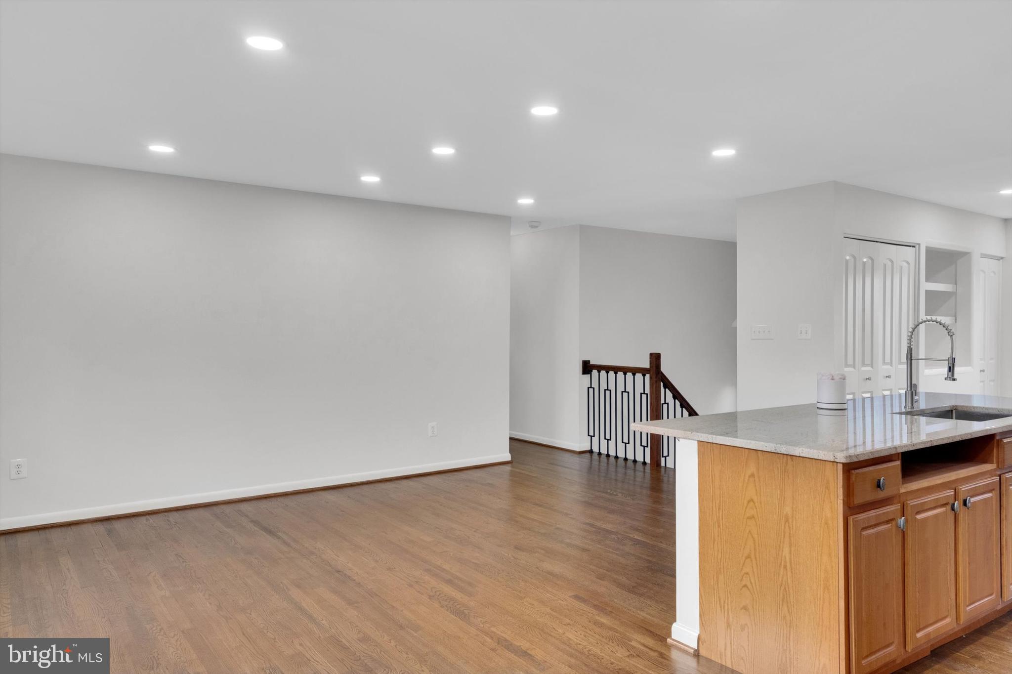 4224 Kinmount Road Lanham, MD 20706 - Photo 9 of 45 Living Room