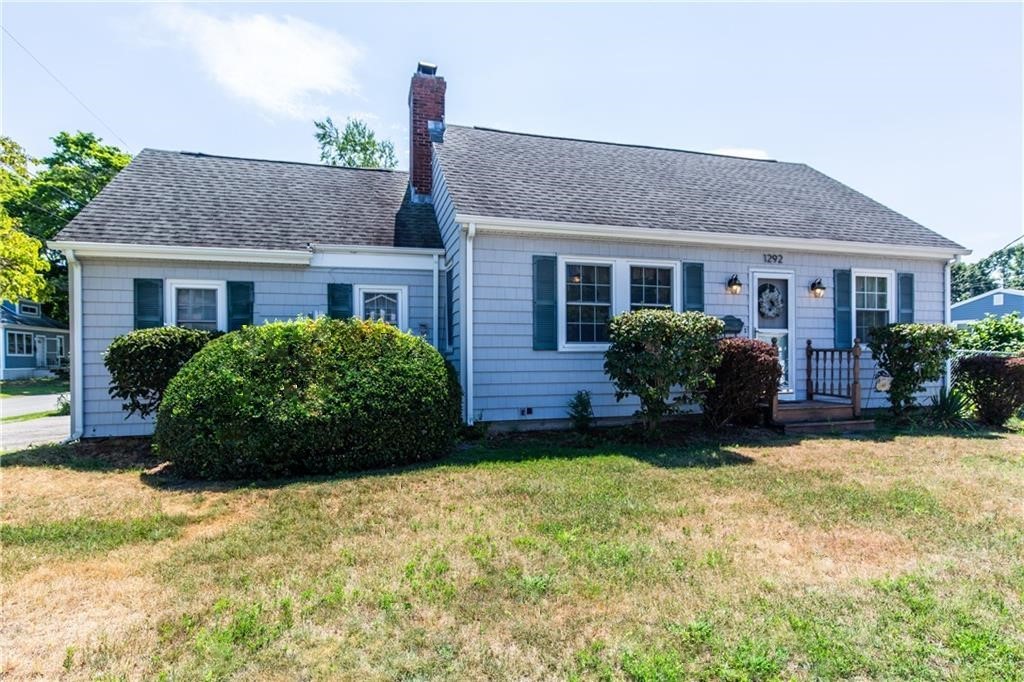 1292 West Shore Road Warwick, RI 02889 - Photo 1 of 29 Exterior front