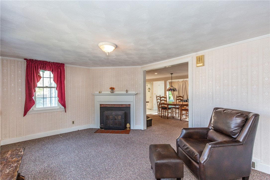 1292 West Shore Road Warwick, RI 02889 - Photo 5 of 29 Living room with dining area