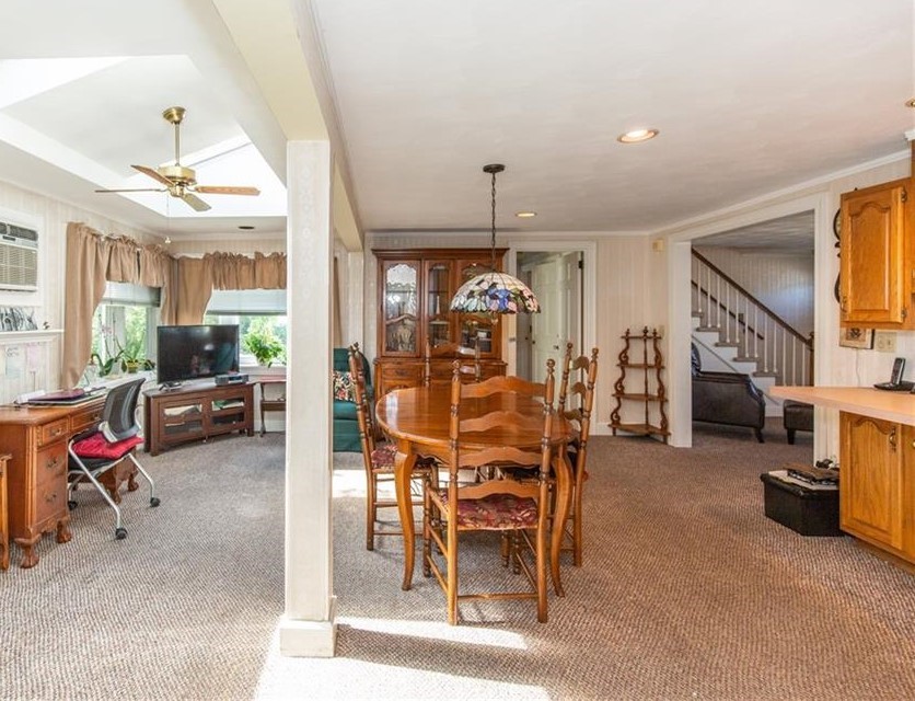 1292 West Shore Road Warwick, RI 02889 - Photo 8 of 29 Dining area