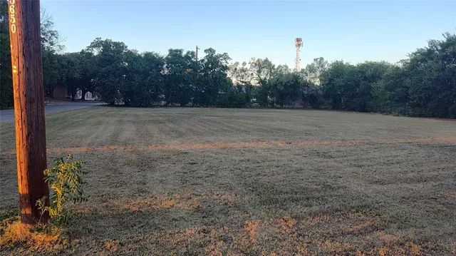 a view of a outdoor space