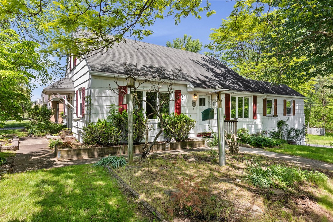166 Wood Road Greece, NY 14626 - Photo 4 of 46